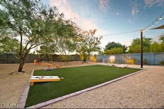12614 N 68TH Street, Scottsdale, AZ 85254