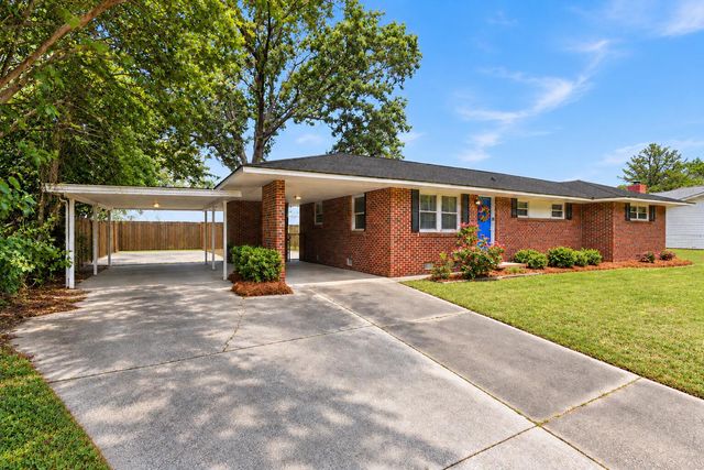 2638 Dellwood Avenue, North Charleston, SC 29405