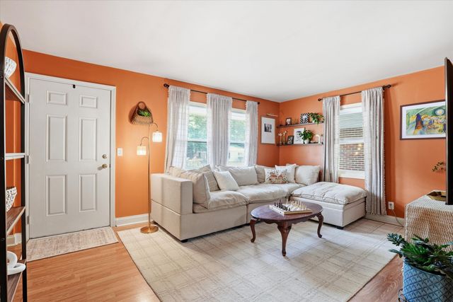 2638 Dellwood Avenue, North Charleston, SC 29405