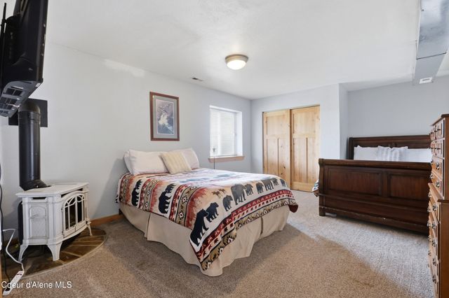 2128 E Shoshone AVE, Athol, ID 83801