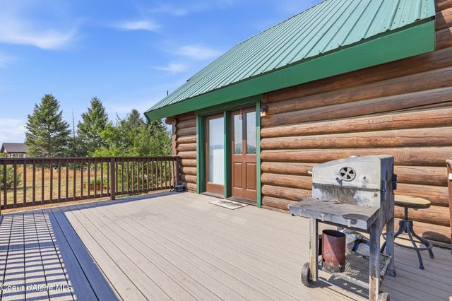 2128 E Shoshone AVE, Athol, ID 83801