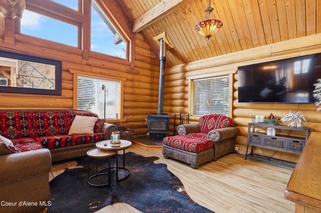 2128 E Shoshone AVE, Athol, ID 83801