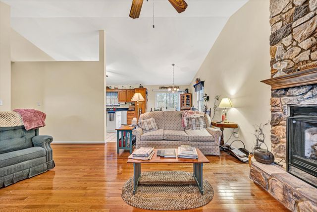 1072 Old Dominion CT, Moneta, VA 24121