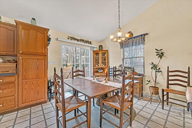 1072 Old Dominion CT, Moneta, VA 24121