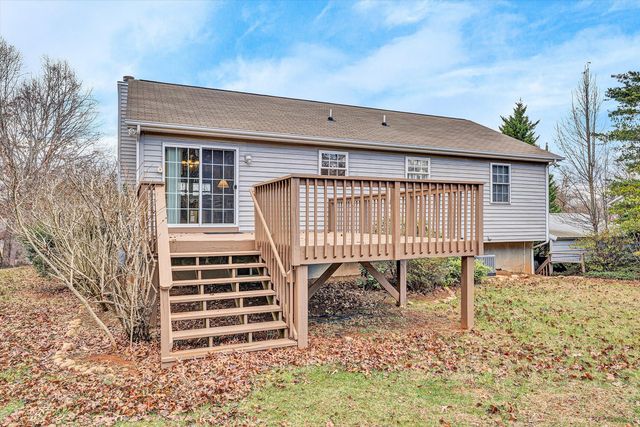 1072 Old Dominion CT, Moneta, VA 24121