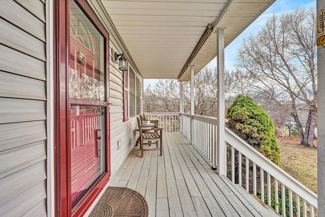 1072 Old Dominion CT, Moneta, VA 24121