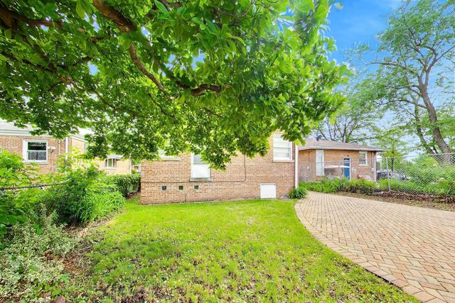 3852 W 80th Street, Chicago, IL 60652