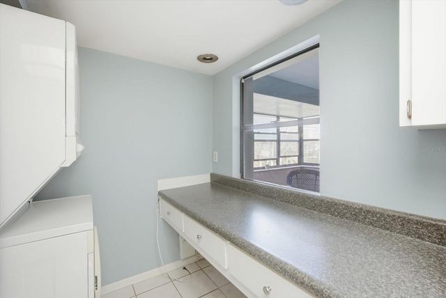 7830 NIAGARA AVENUE 303, Tampa, FL 33617