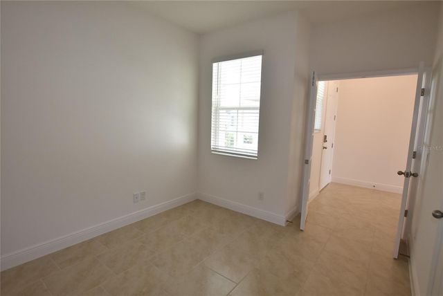 1845 ROSS HAMMOCK AVENUE, Groveland, FL 34736