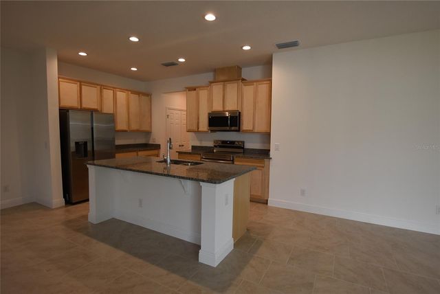 1845 ROSS HAMMOCK AVENUE, Groveland, FL 34736