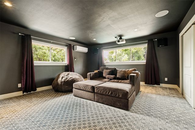 11 Bunker Hill, Richardson, TX 75080