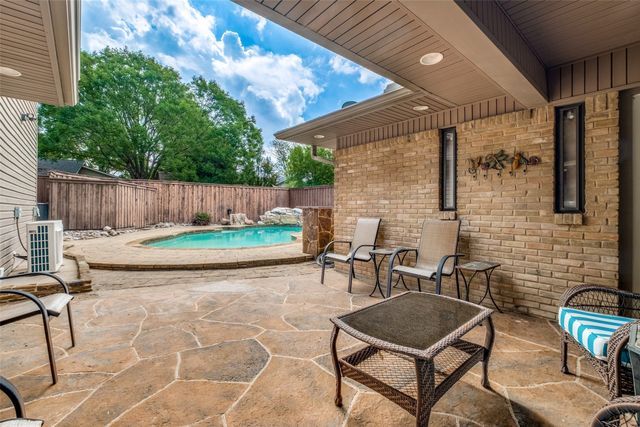 11 Bunker Hill, Richardson, TX 75080