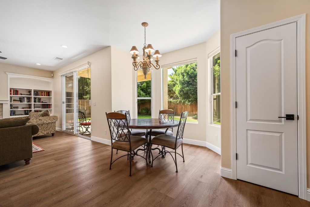 Image 11 of property listing at 2658 Purvis Avenue, Clovis, CA 93611