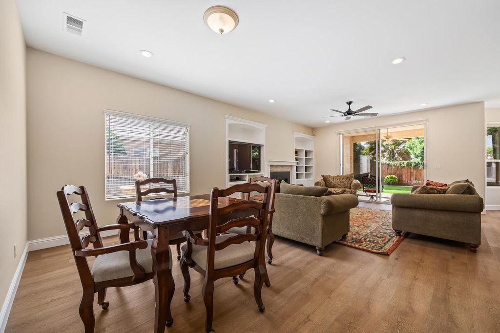 Image 12 of property listing at 2658 Purvis Avenue, Clovis, CA 93611