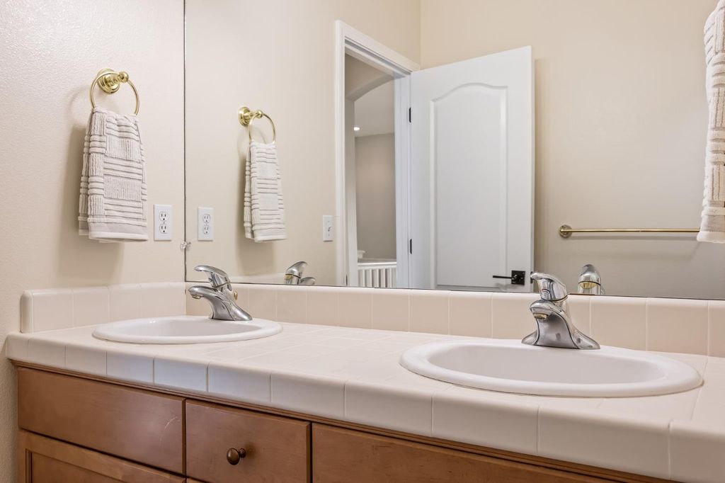 Image 24 of property listing at 2658 Purvis Avenue, Clovis, CA 93611