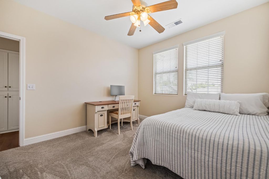 Image 26 of property listing at 2658 Purvis Avenue, Clovis, CA 93611
