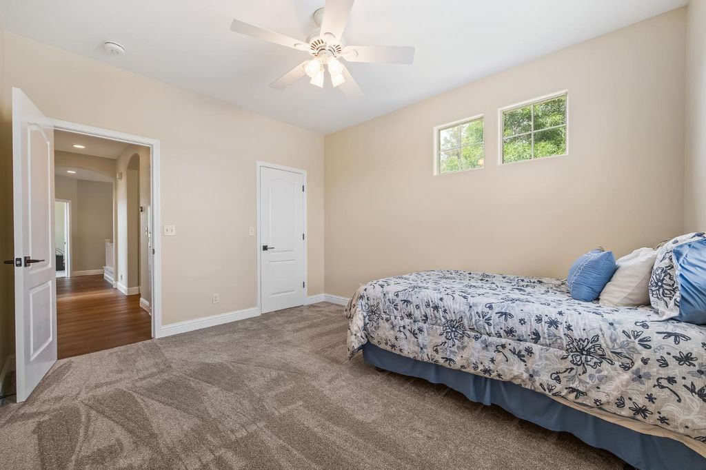 Image 29 of property listing at 2658 Purvis Avenue, Clovis, CA 93611