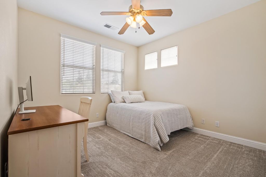 Image 67 of property listing at 2658 Purvis Avenue, Clovis, CA 93611