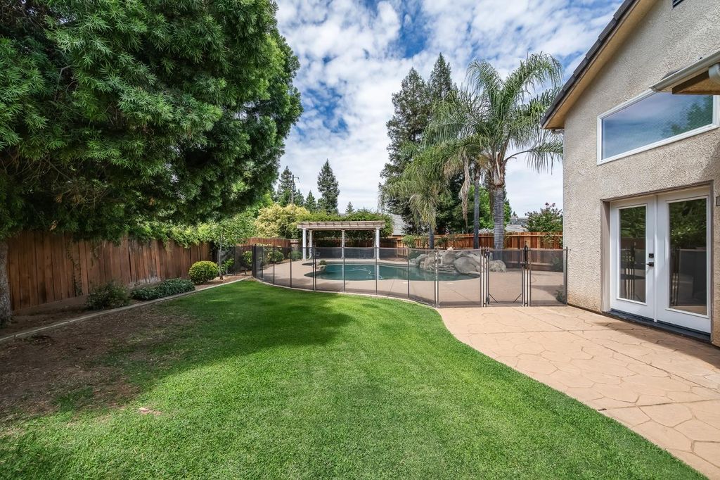 Image 76 of property listing at 2658 Purvis Avenue, Clovis, CA 93611