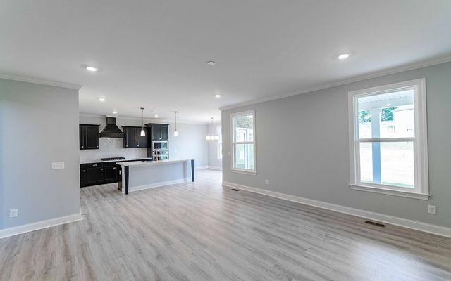 7910 Pine Street, Fairview, TN 37062