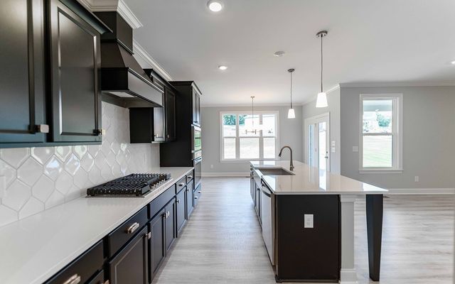 7910 Pine Street, Fairview, TN 37062
