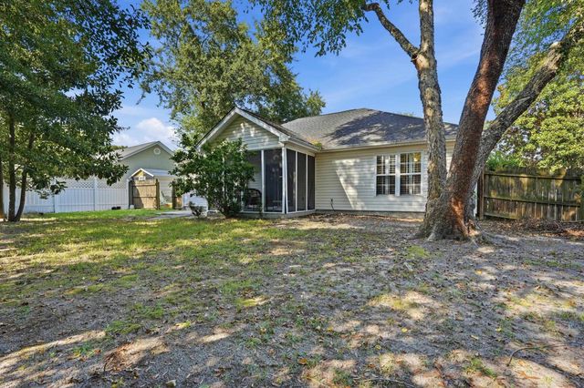 526 Waverly Loop, Murrells Inlet, SC 29576