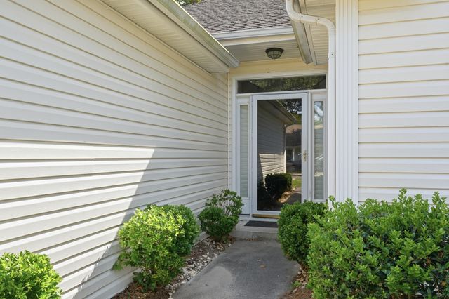 526 Waverly Loop, Murrells Inlet, SC 29576