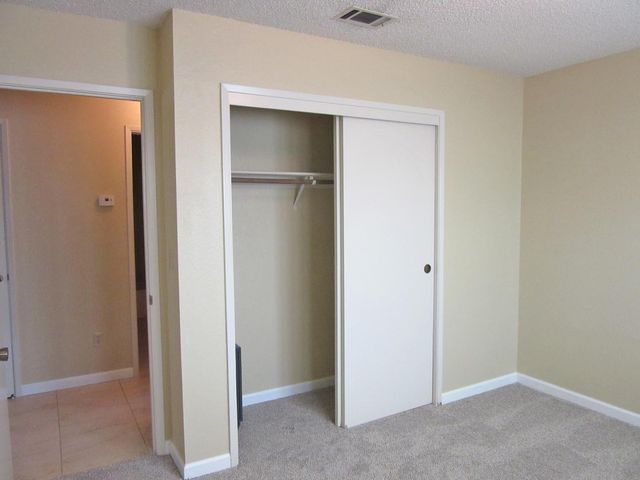 3733 Longbridge Dr, Modesto, CA 95356