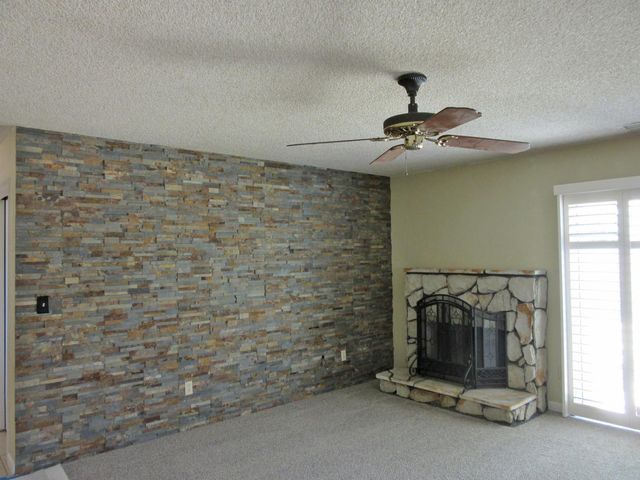 3733 Longbridge Dr, Modesto, CA 95356