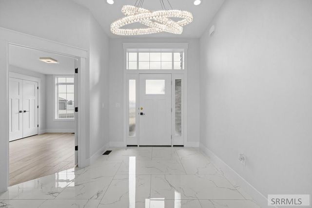 834 E 1580 N, Shelley, ID 83274