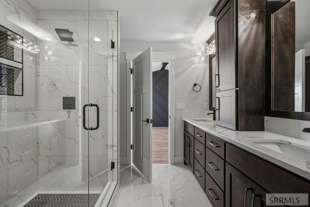 834 E 1580 N, Shelley, ID 83274