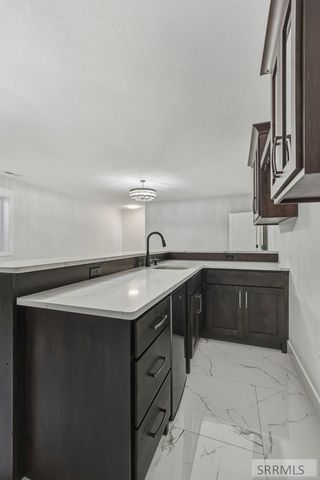 834 E 1580 N, Shelley, ID 83274