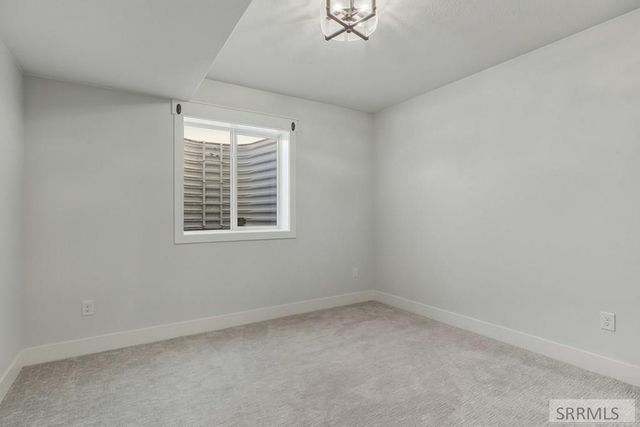 834 E 1580 N, Shelley, ID 83274