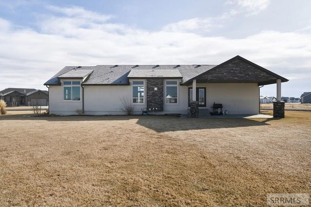 834 E 1580 N, Shelley, ID 83274