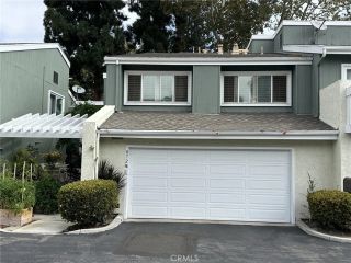 872 Bear Creek#7, Costa Mesa, CA 92626