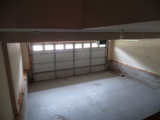 4381 Taylor Hall Ln, Adams, TN 37010