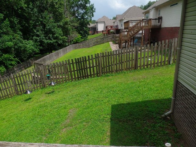 4381 Taylor Hall Ln, Adams, TN 37010