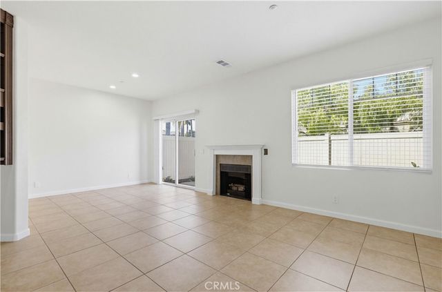 24 Heritage, Aliso Viejo, CA 92656