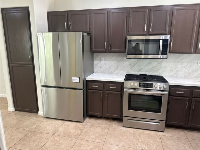 24 Heritage, Aliso Viejo, CA 92656