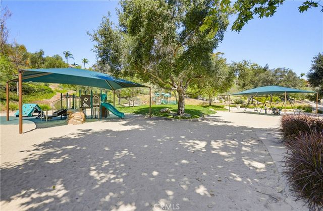 24 Heritage, Aliso Viejo, CA 92656