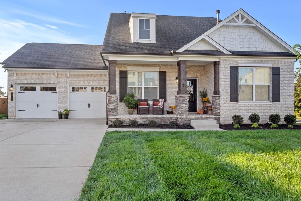 213 Caroline Way, Mount Juliet, TN 37122