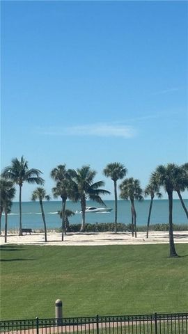 4031 Gulf Shore BLVD N PH2C, Naples, FL 34103