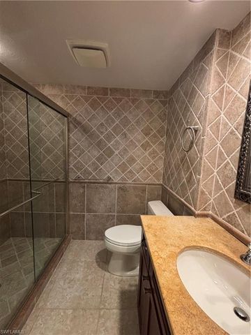 4031 Gulf Shore BLVD N PH2C, Naples, FL 34103