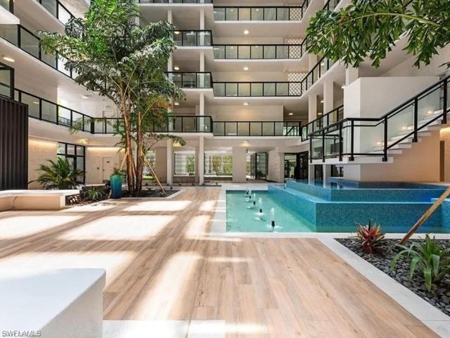 4031 Gulf Shore BLVD N PH2C, Naples, FL 34103