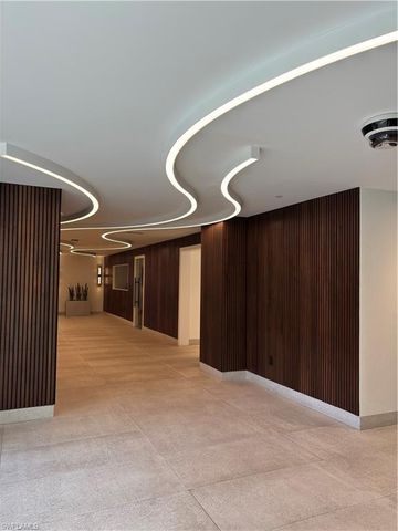 4031 Gulf Shore BLVD N PH2C, Naples, FL 34103