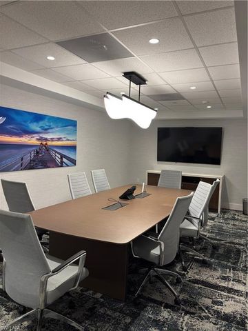 4031 Gulf Shore BLVD N PH2C, Naples, FL 34103