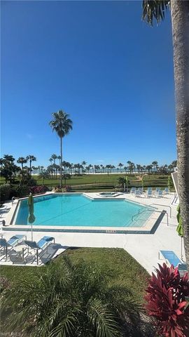 4031 Gulf Shore BLVD N PH2C, Naples, FL 34103