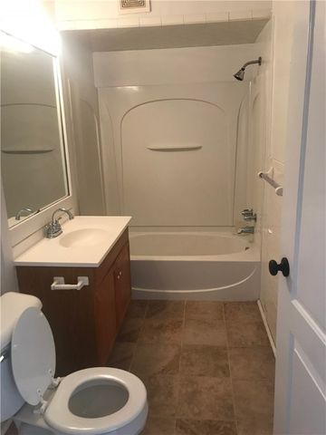 1706 Highland Ave, New Castle, PA 16105