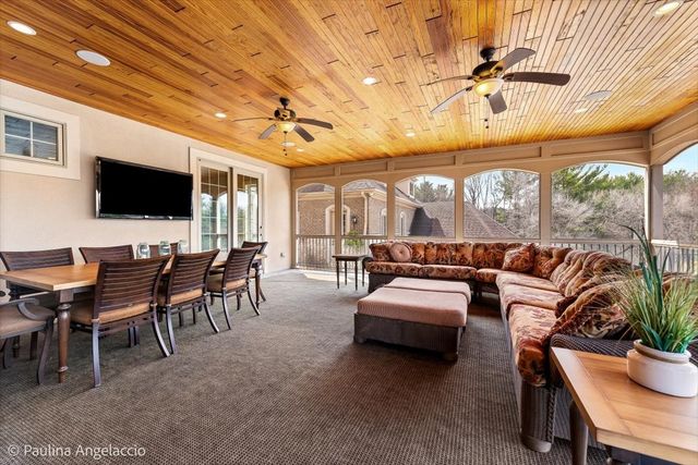 419 N Valley Hill Road, Bull Valley, IL 60098