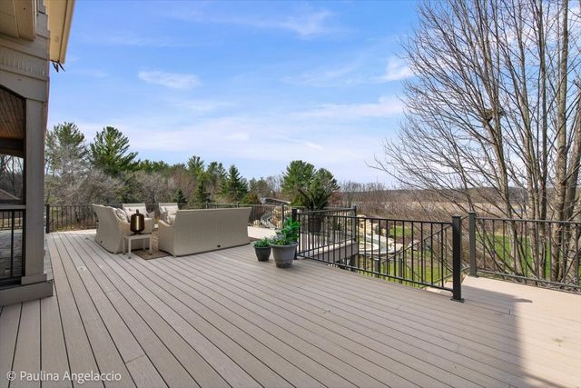 419 N Valley Hill Road, Bull Valley, IL 60098